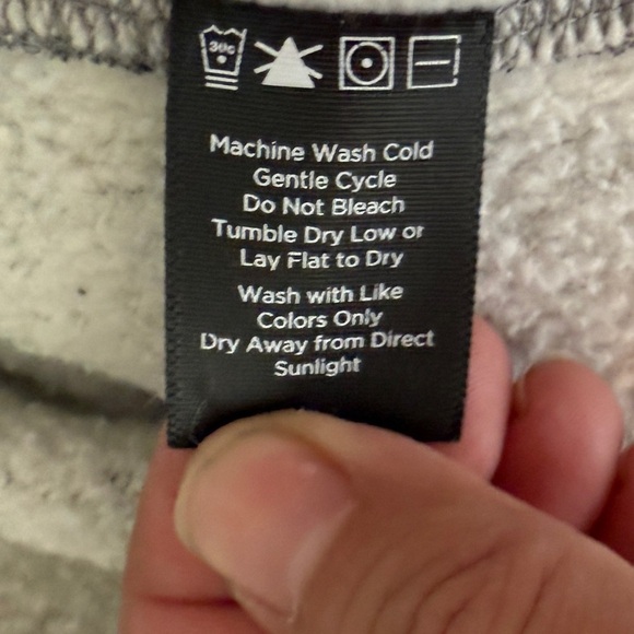 Alala distressed gray pullover sweatshirt - Picture 3 of 9